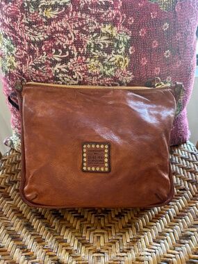 Campomaggi Leather Clutch/Handbag in Cognac